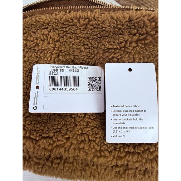 Lululemon Everywhere Belt Bag Fleece Sherpa Burnt Caramel 2L Travel Outdoor - Picture 9 of 13